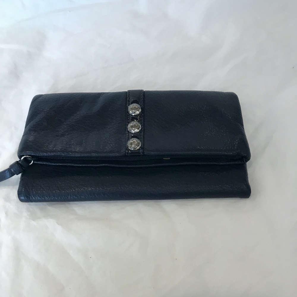 Brighton Wallet‎